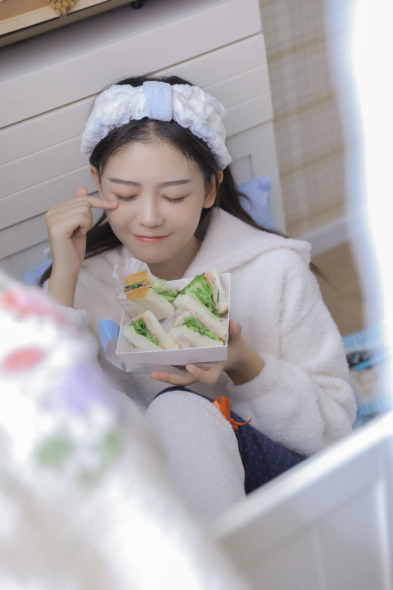 [YITUYU] 2022.07.30 Vol.1585 – One porridge and one meal fairy soft herself#[32P]-4